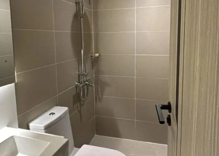 Luxury 2br In Makati Near Malls & Offices * Manila